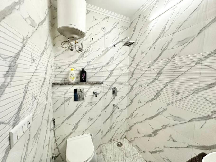 Apartment Forest Vistas A Luxury Vasant Kunj Gem